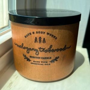 Mahogany teakwood 3 wick candle